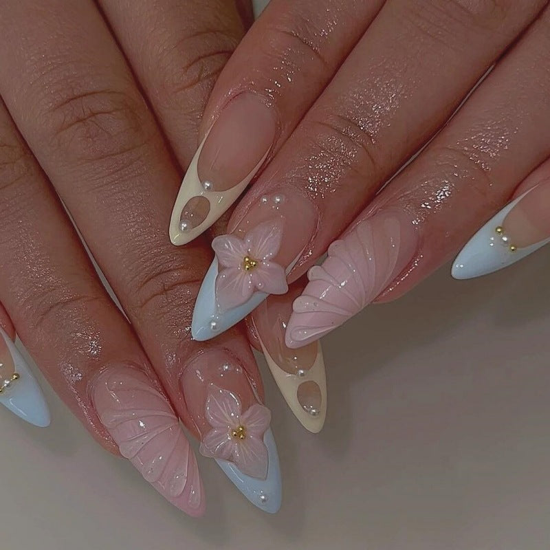 Elegant Floral-Inspired Press-On Nail Set Kalsten