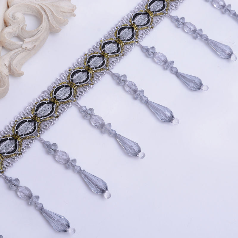 Embellished lace edge Kalsten