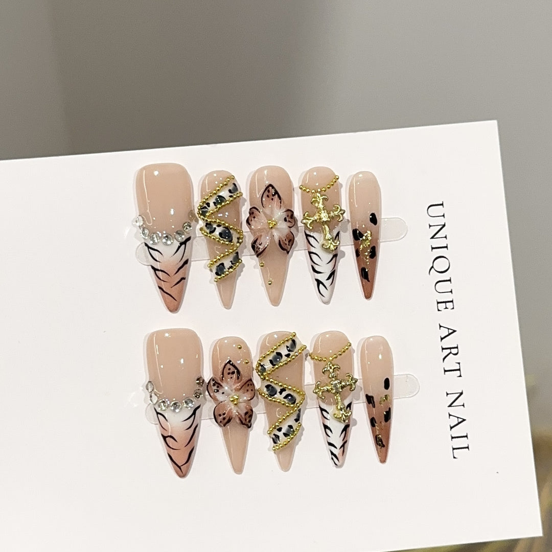 Press-On Nail Art