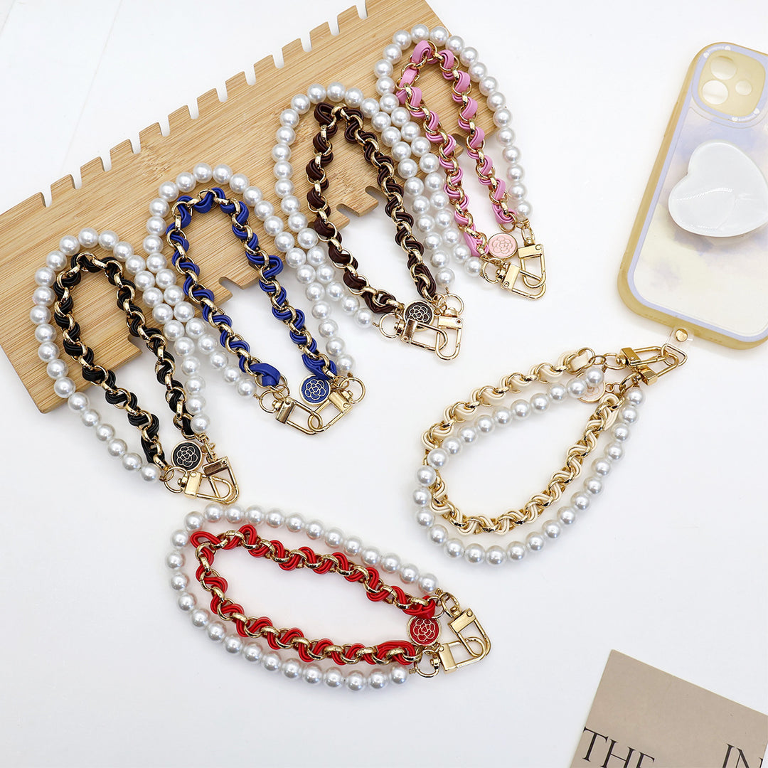 Chic Pearl-Chain Eyewear Holder Kalsten