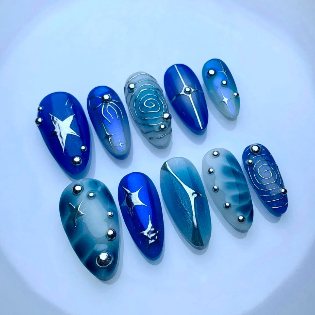 Thematic Artisan Press-On Nail Set Kalsten