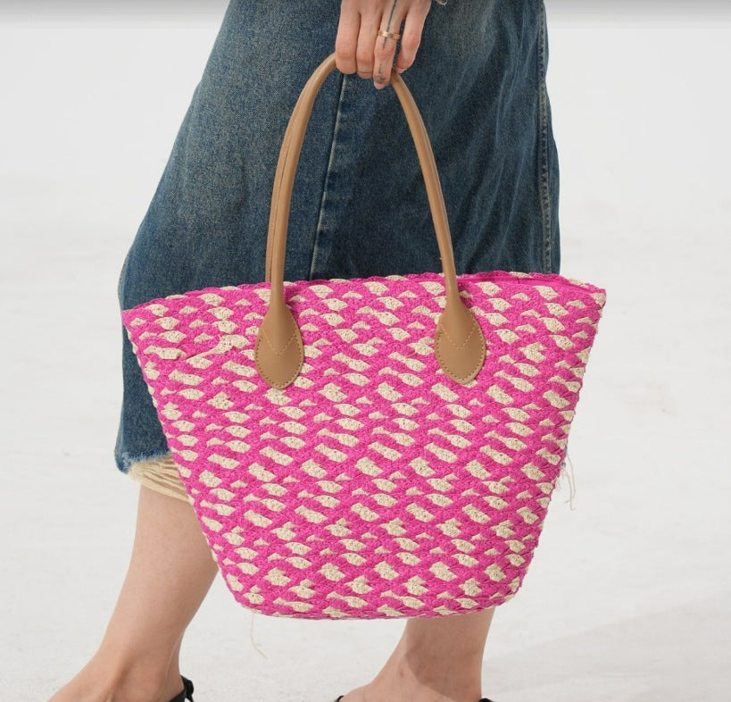 Bast tote bag with stylish zigzag pattern and leather handles Kalsten