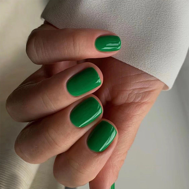 Creative Nail Art with Elegant High Gloss Finish Kalsten