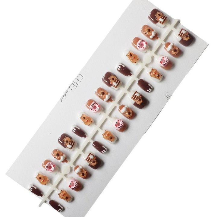 Playful art fake nails with animal motifs Kalsten
