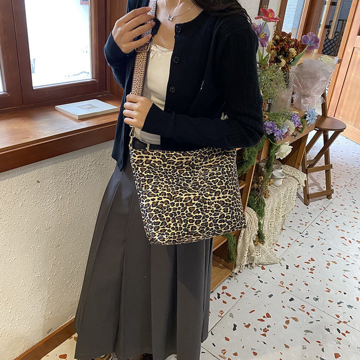 Stylish Animal Print Shoulder Bag