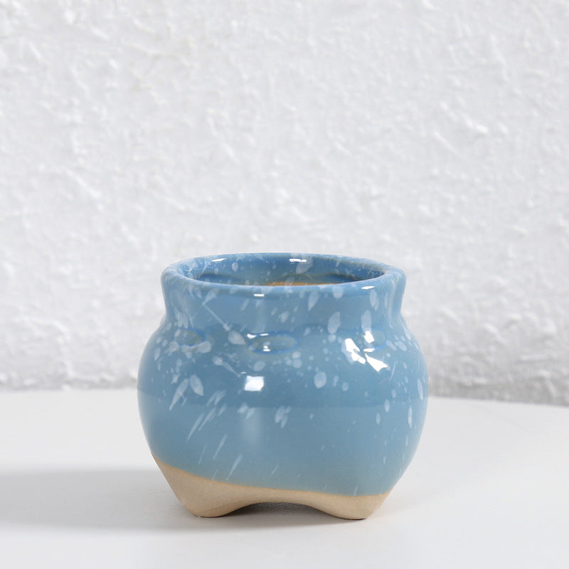 Contemporary Curved Ceramic Vase Kalsten