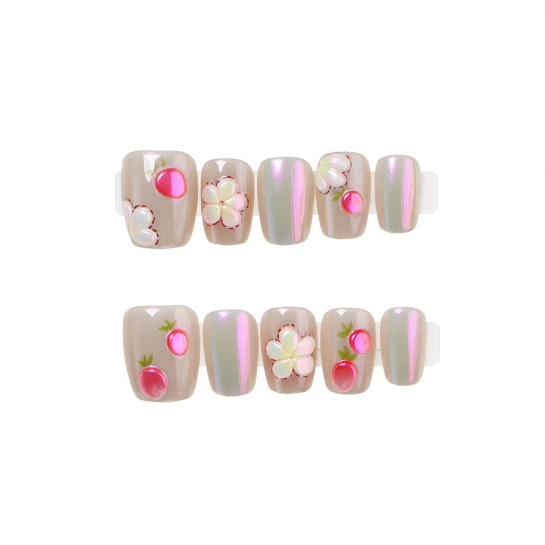 Artfully Embellished Press-On Nail Set Kalsten