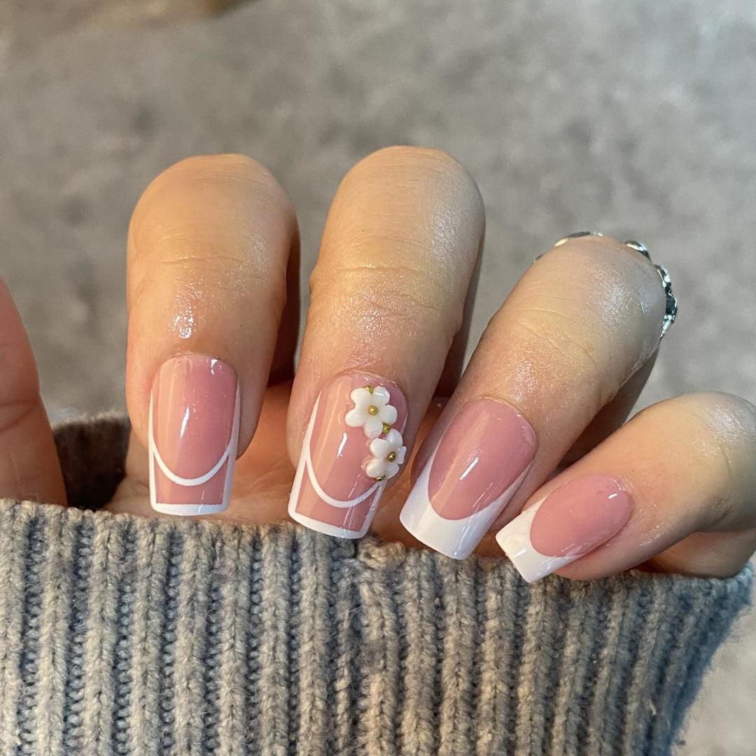 Decorative Press-On Nail Design Kalsten