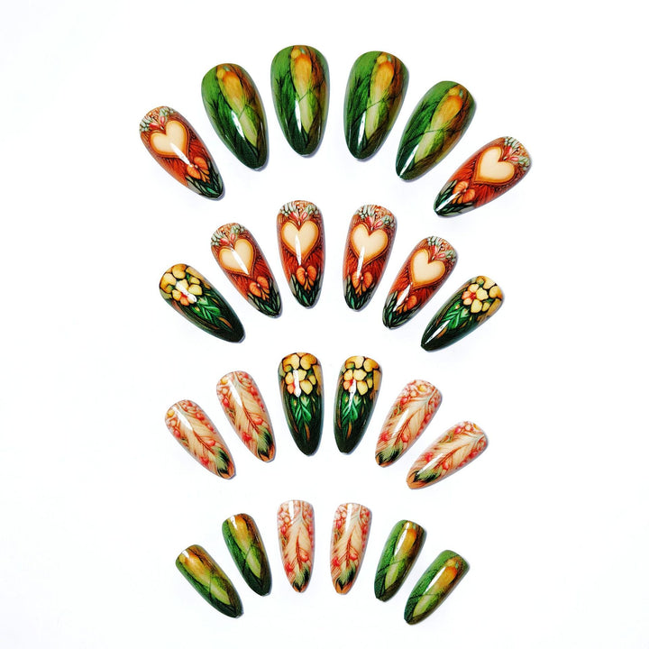 Artificial nails with floral and romantic heart design Kalsten