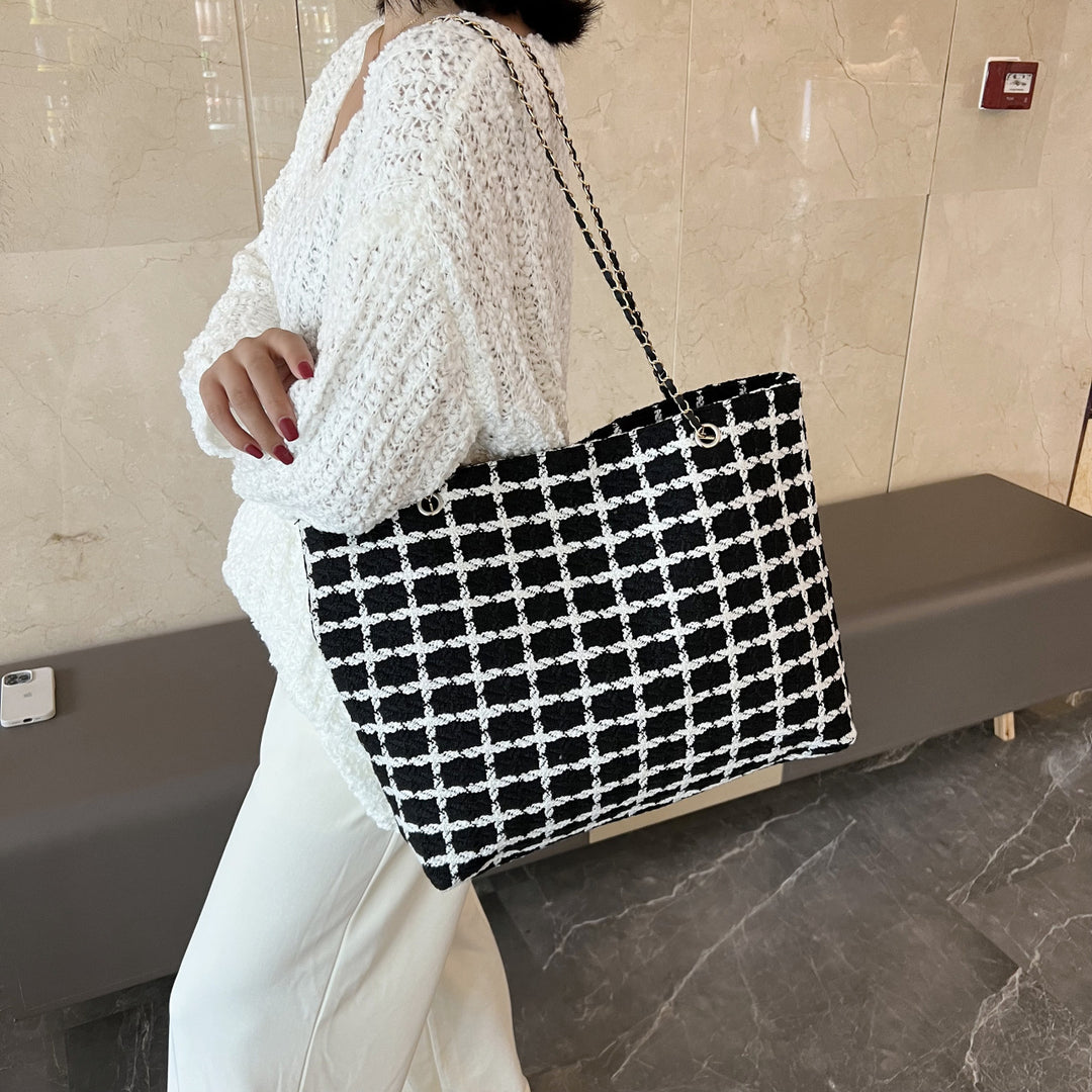 Chic Geometric Pattern Tote Bag