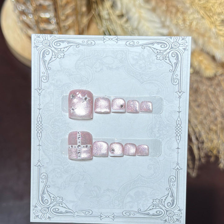 Floral-Inspired Press-On Nail Set Kalsten