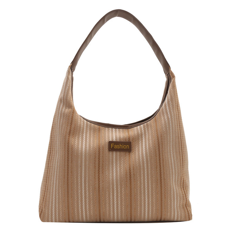 Fashionable Textured Shoulder Bag