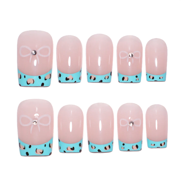 Artistic Accent Nails Kalsten