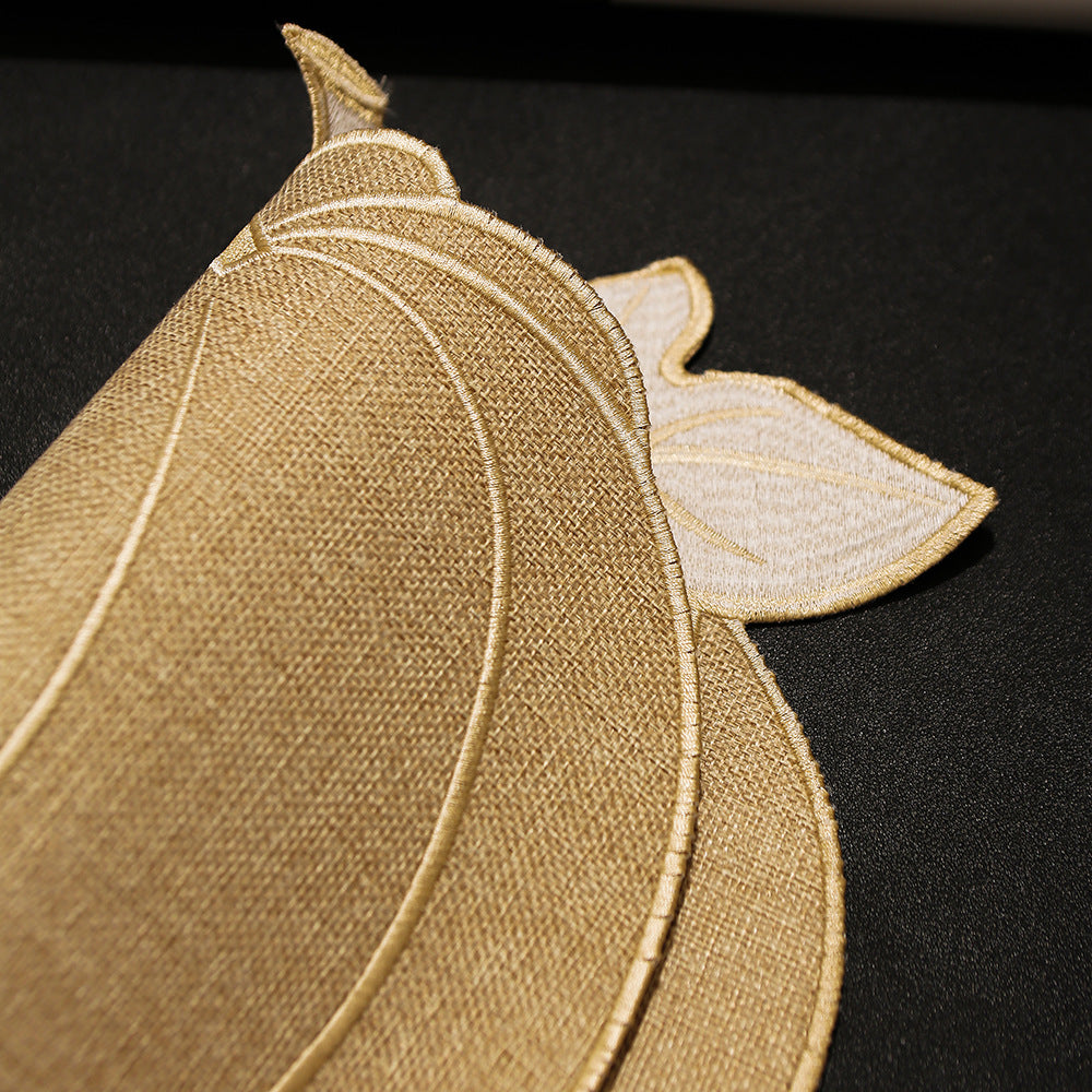 Pumpkin-shaped table set made of linen look with quilted contours and heat-resistant placemat