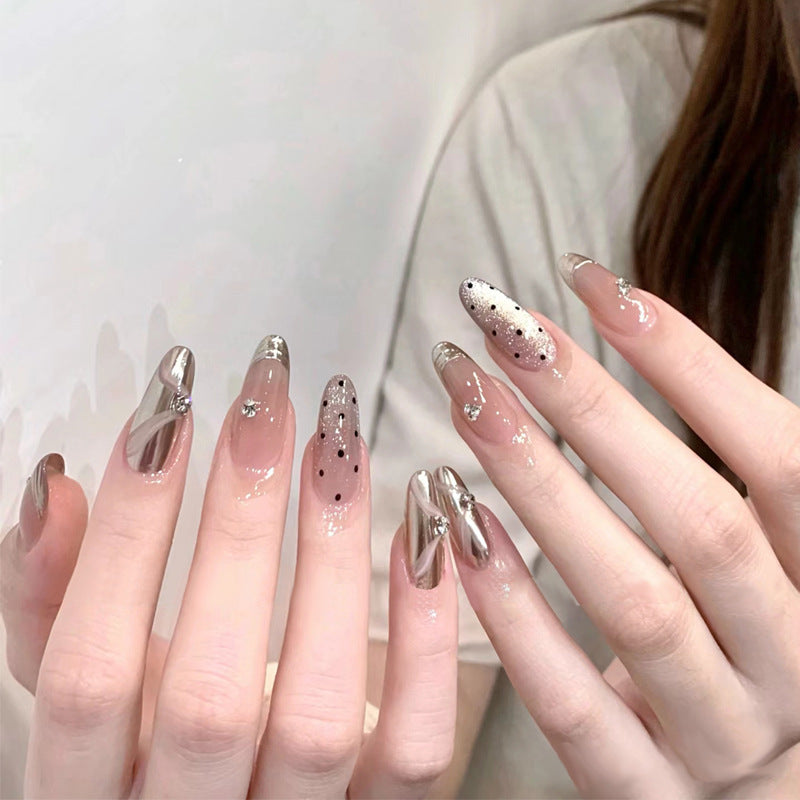 Elegant Press-On Nail Set with Glossy Finish Kalsten