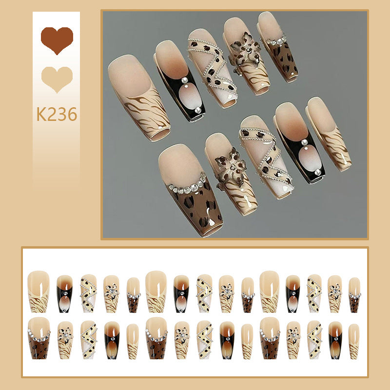 Artificial nail set with unique design Kalsten