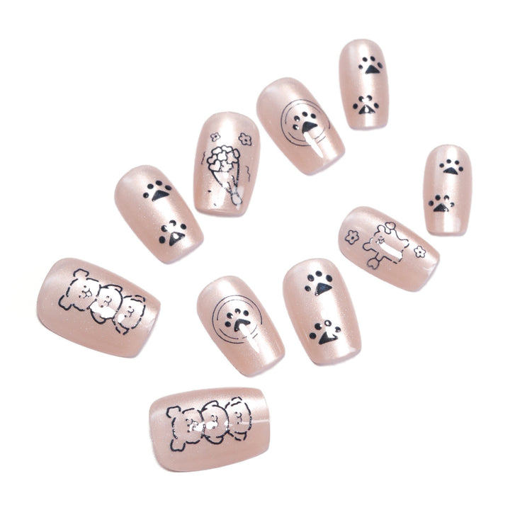 Artificial nail art with playful animal motifs Kalsten