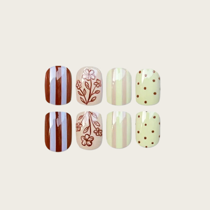 Creative Nail Art Kalsten