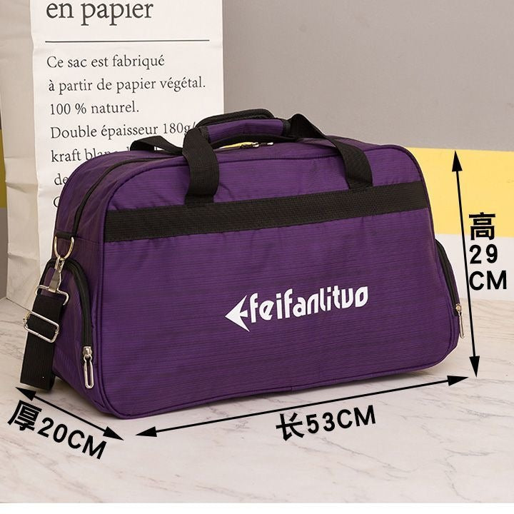 Sports bag with versatile storage space and durable outer material Kalsten