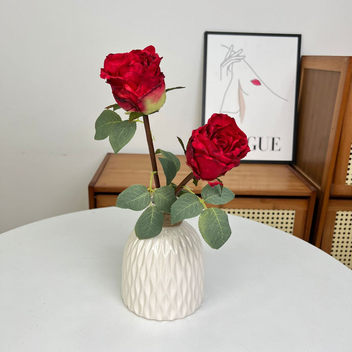 Natural Looking Floral Decor