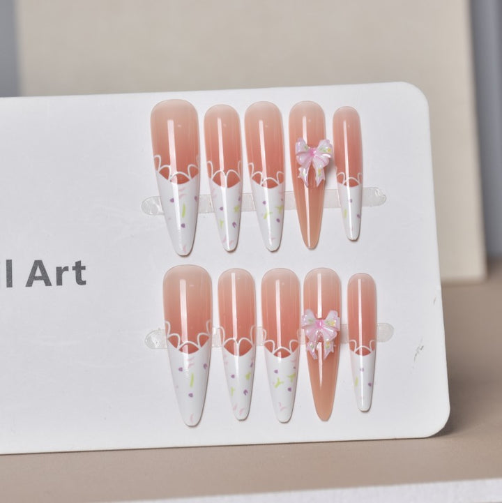 Artistic Floral Press-On Nail Design Kalsten