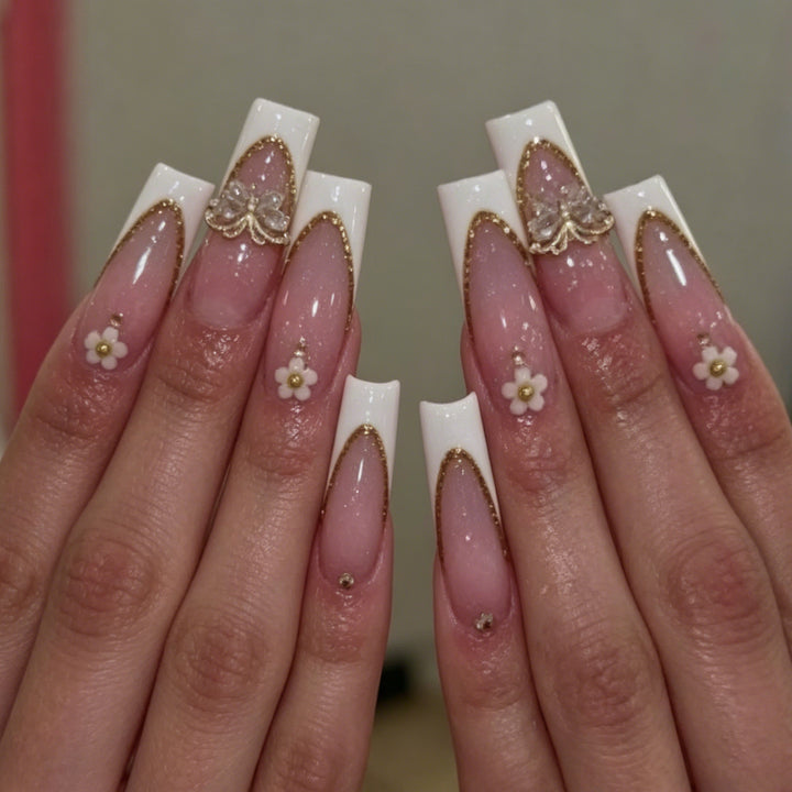 Elegant Floral Nail Art Extensions Kalsten