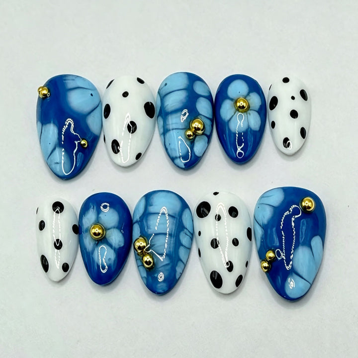 Artistic Floral and Polka Dot Press-On Nail Art Set Kalsten