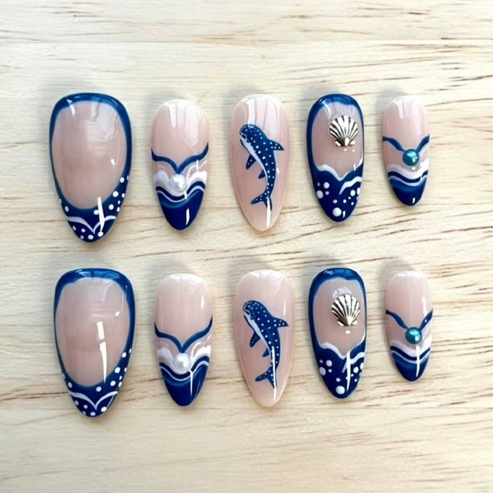 Nail art set with elaborate floral and colorful design Kalsten