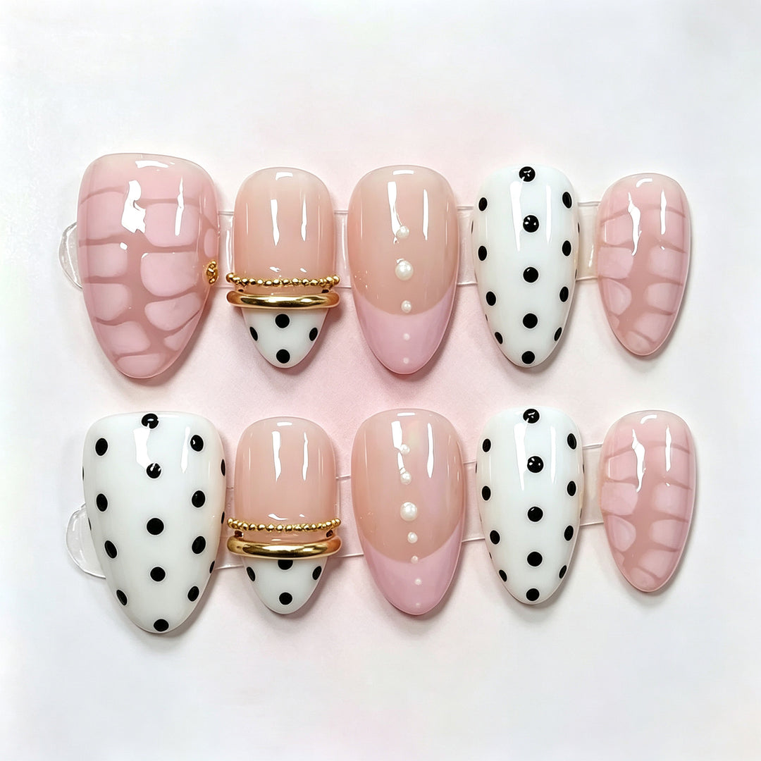 Chic Polka Dot Press-On Nail Set Kalsten