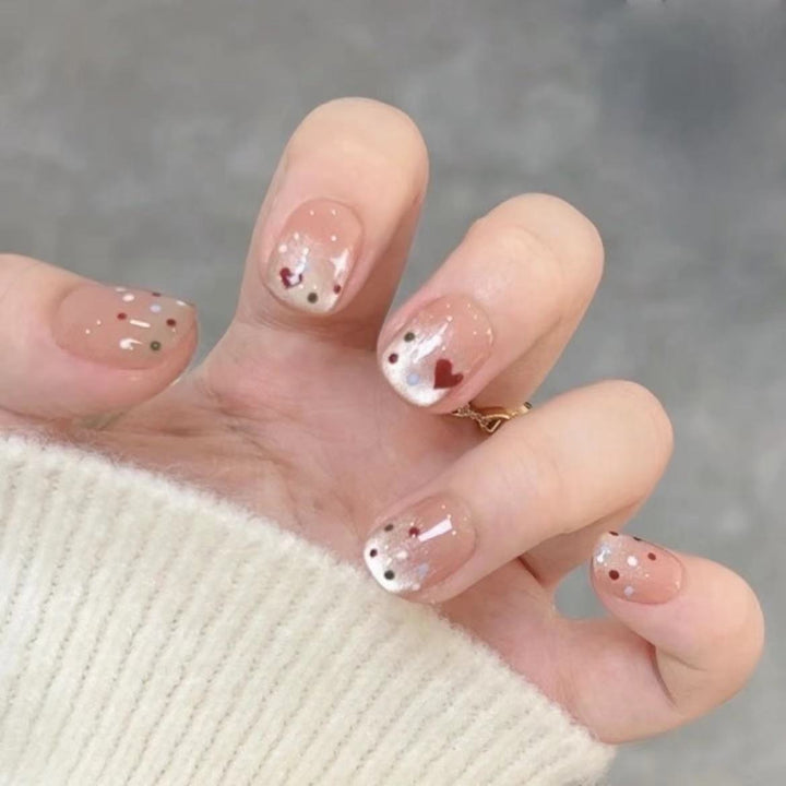Artistic Heart-Designed Press-On Nail Set Kalsten