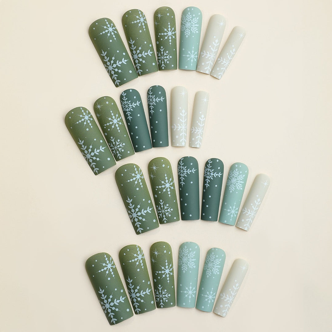 Snowflake Design Press-On Nail Set Kalsten