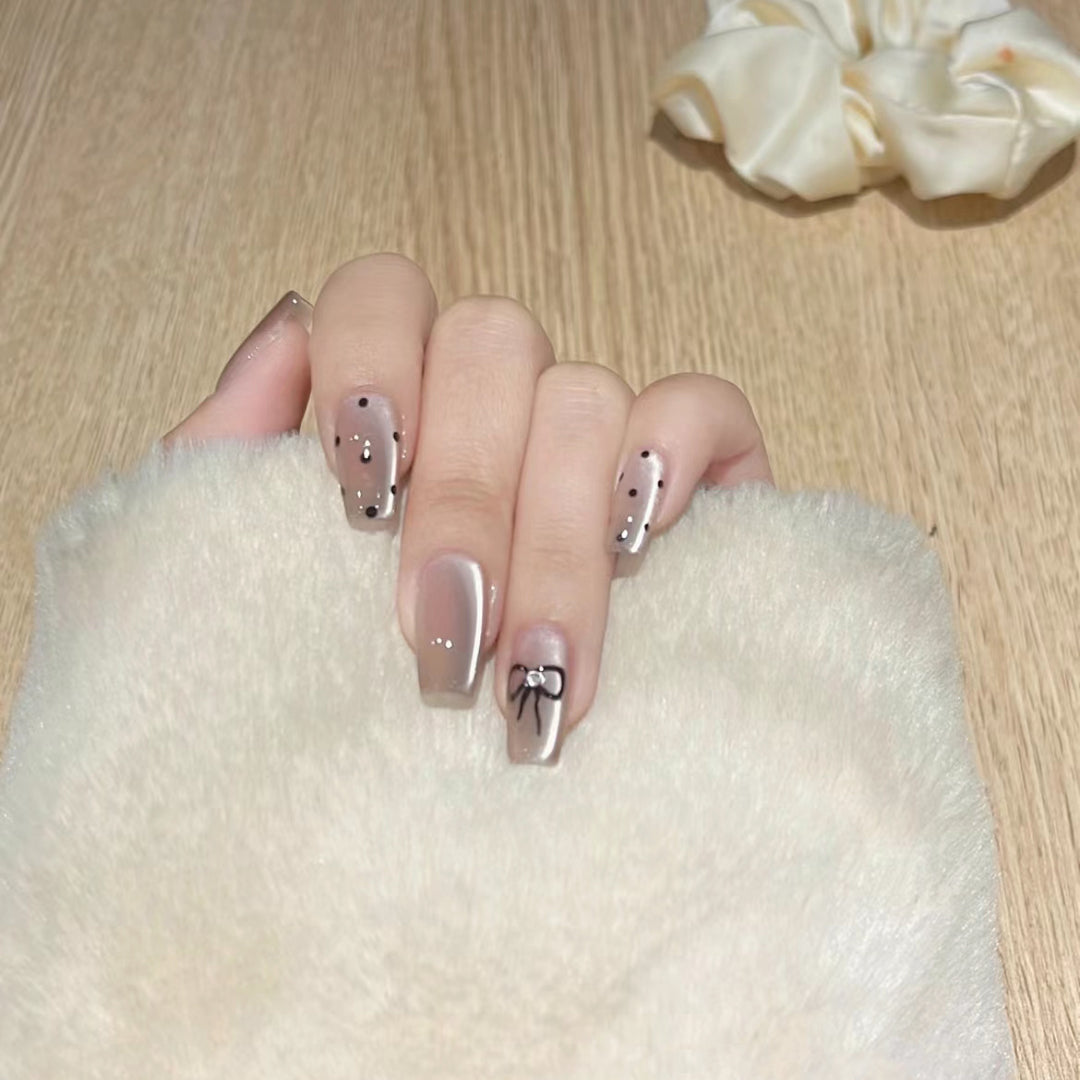 Artistic Butterfly-Design Press-On Nails Kalsten