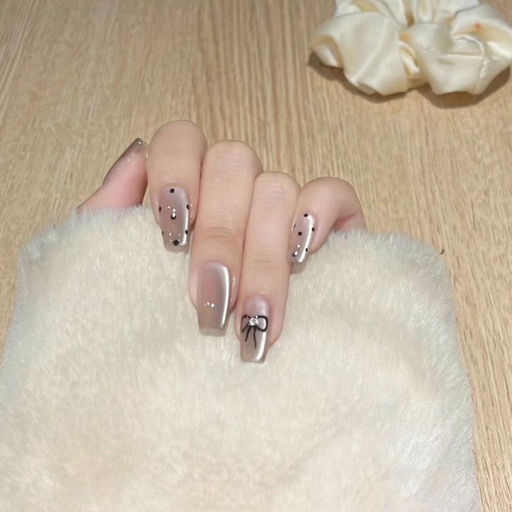 Artistic Butterfly-Design Press-On Nails Kalsten