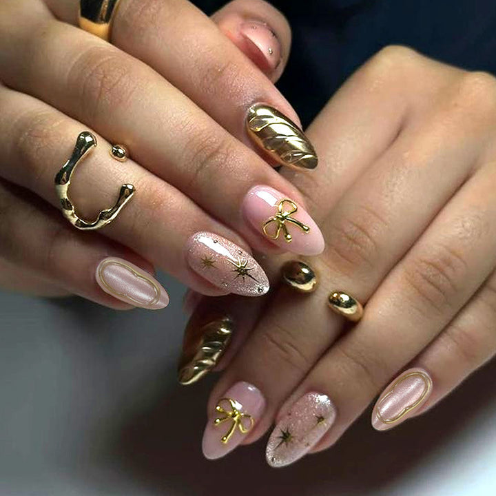Artificial nail set with elegant golden accents Kalsten