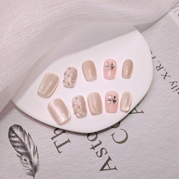 Elegant French Tip Press-On Nails Kalsten