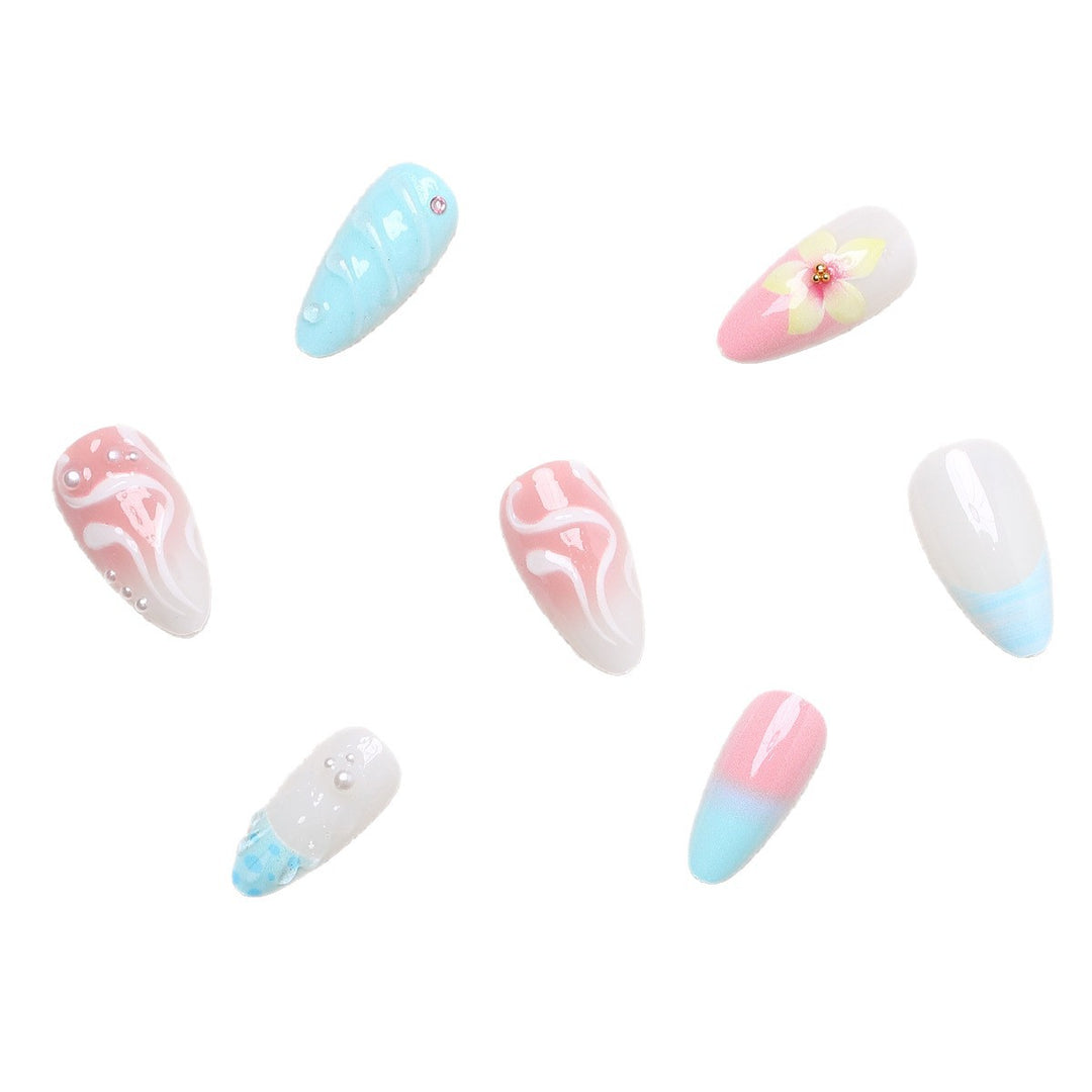 Artistic Nail Tips with Shell Design Kalsten