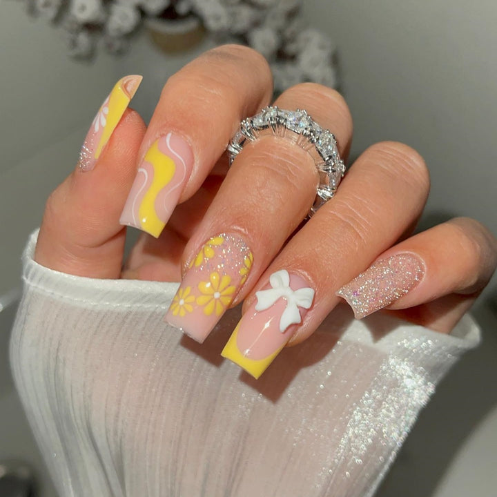 Floral Pattern Acrylic Nail Extensions Kalsten