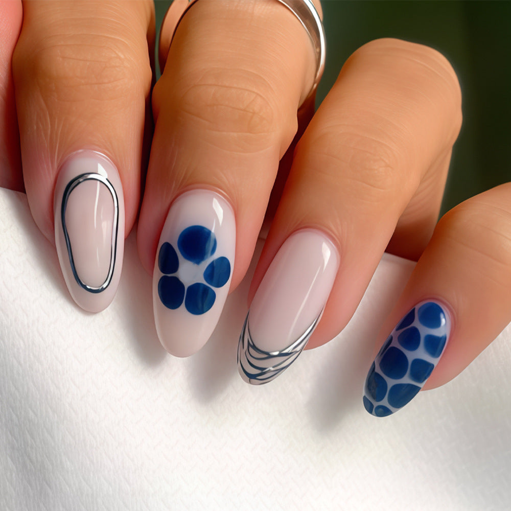 Artistic Nail Design Set with Polka Dots Kalsten
