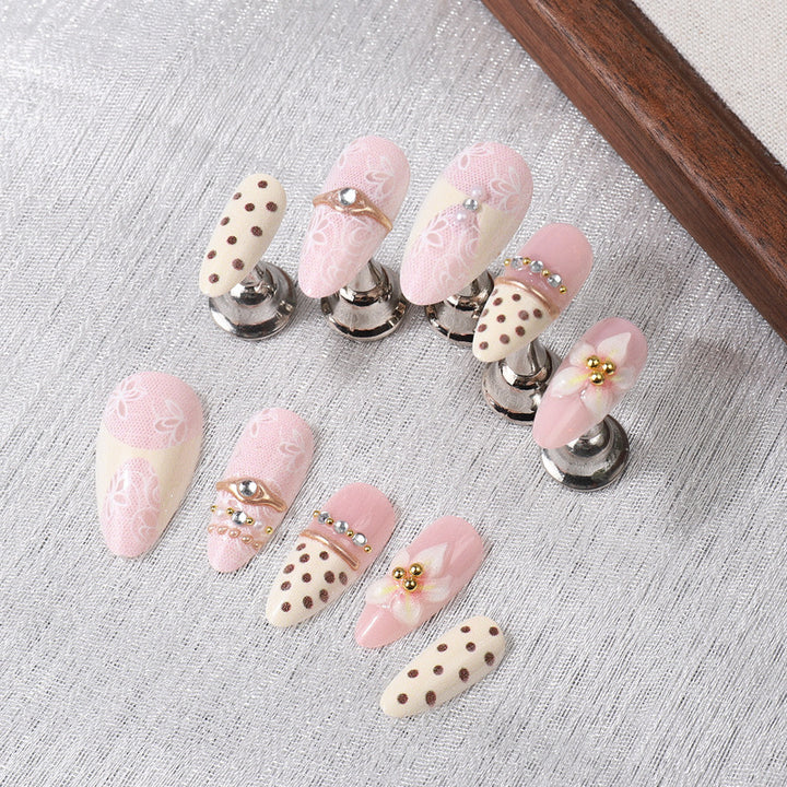 Glamorous Floral Press-On Nail Set Kalsten