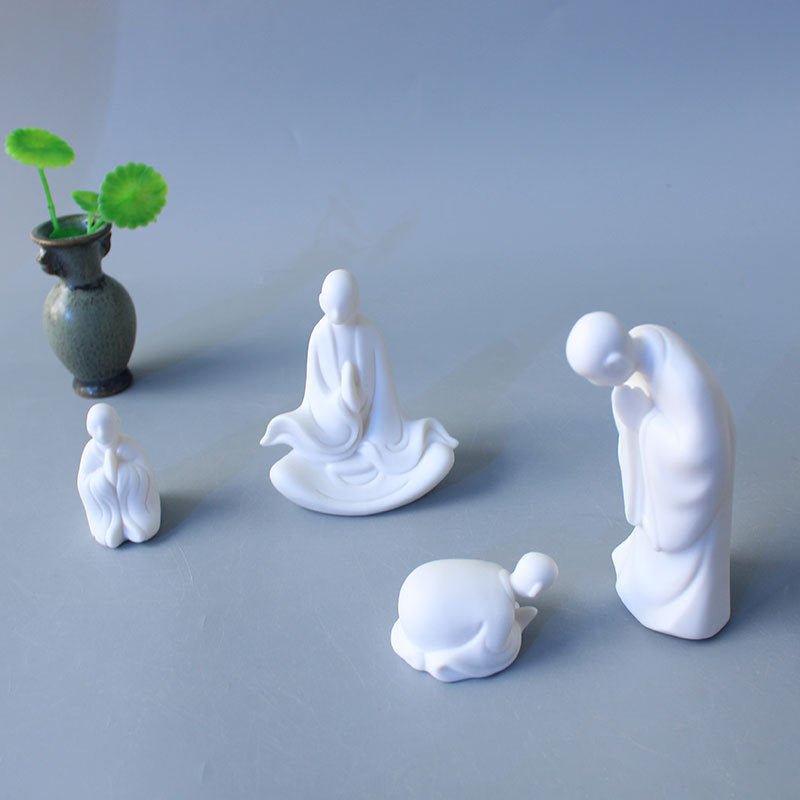 Decorative porcelain figure Kalsten