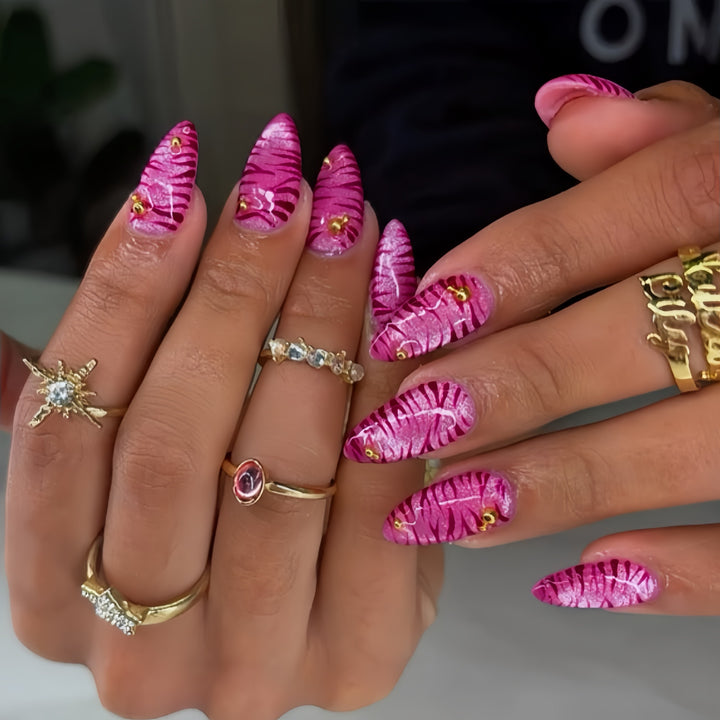 Artistic Press-On Nail Art Set Kalsten