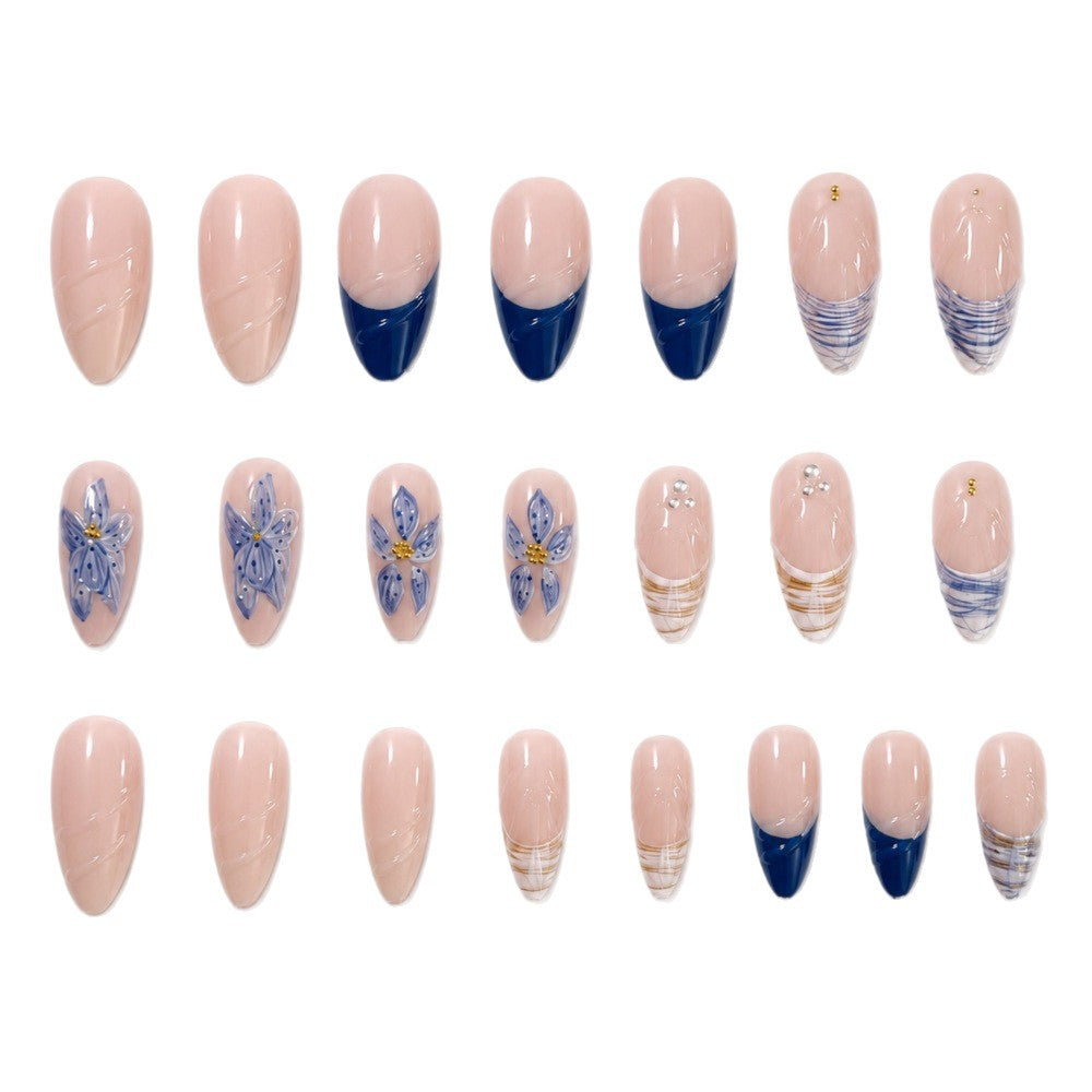 Decorative Floral Press-On Nail Art Set