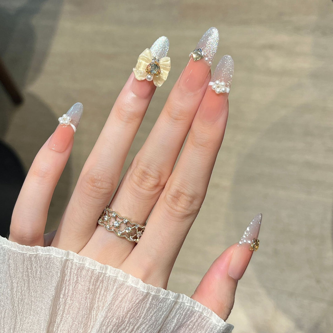 Glamorous Rhinestone-Embellished Nail Art Extensions Kalsten