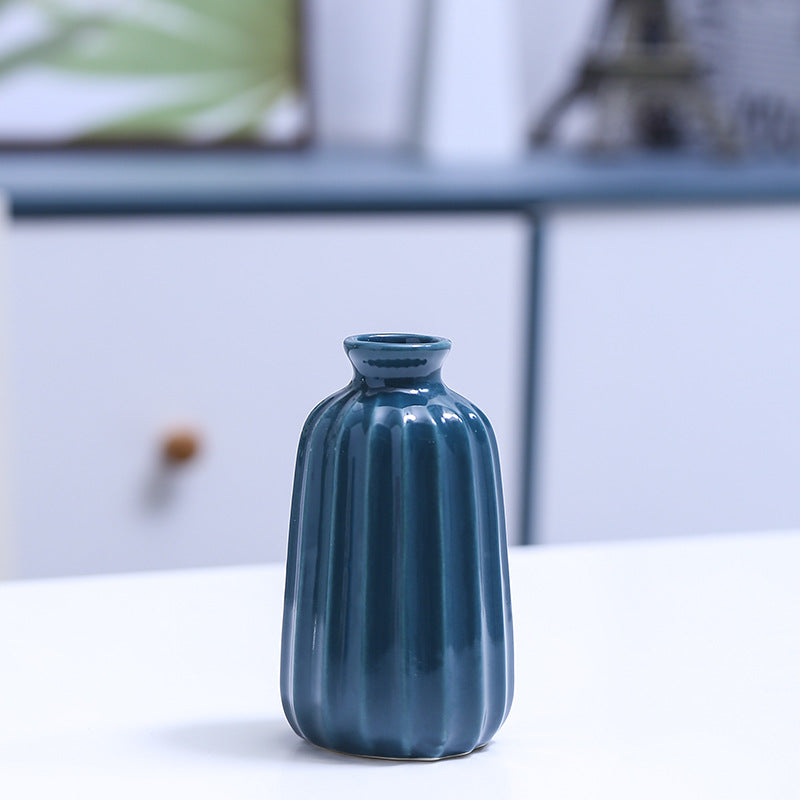 Ribbed Ceramic Bud Vase Kalsten