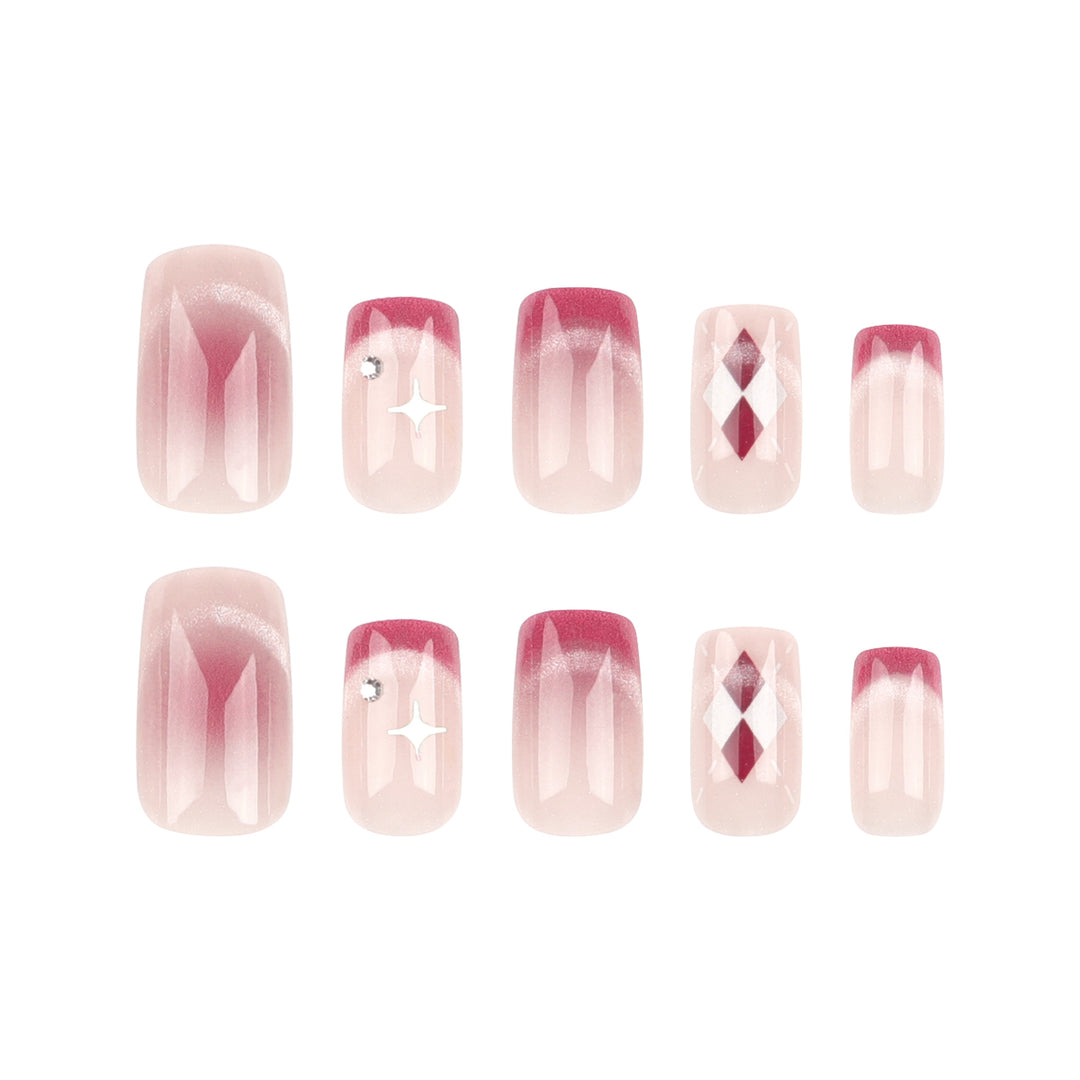 Glamorous nail art with high-gloss effect Kalsten