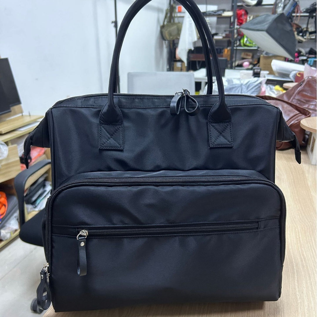 Elegant Weekender Bag with Multiple Compartments Kalsten
