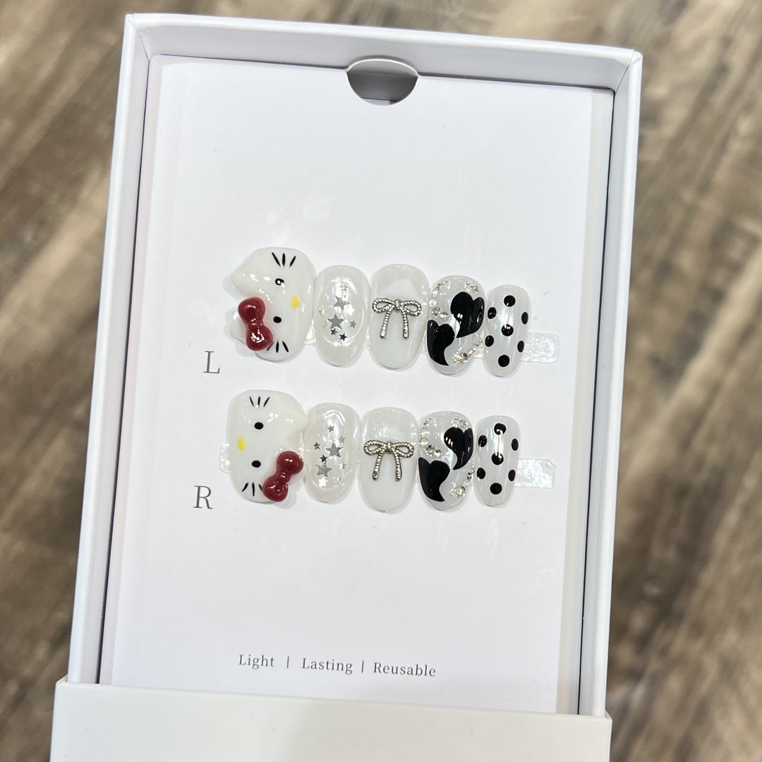 Cartoon-Themed Decorative Press-On Nail Set Kalsten