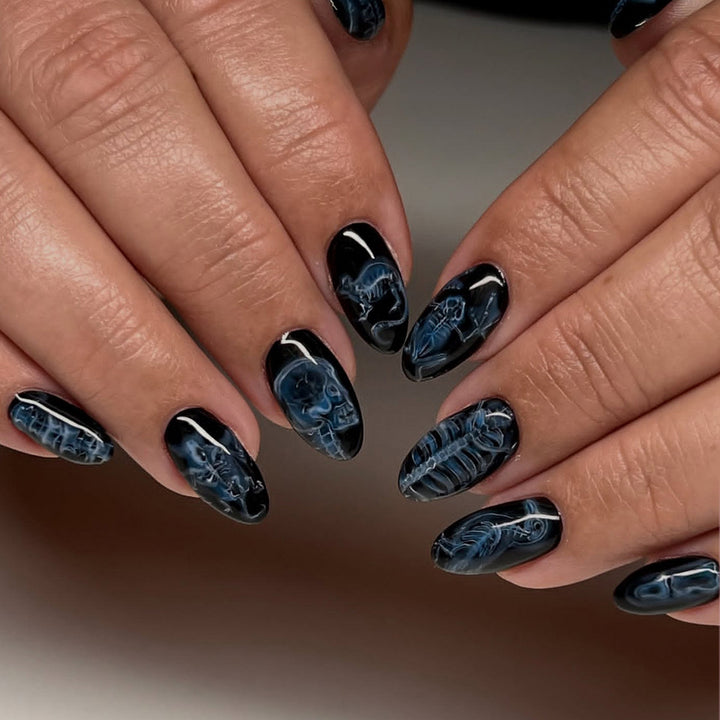 Artificial Fingernails with Modern Gothic Design Kalsten