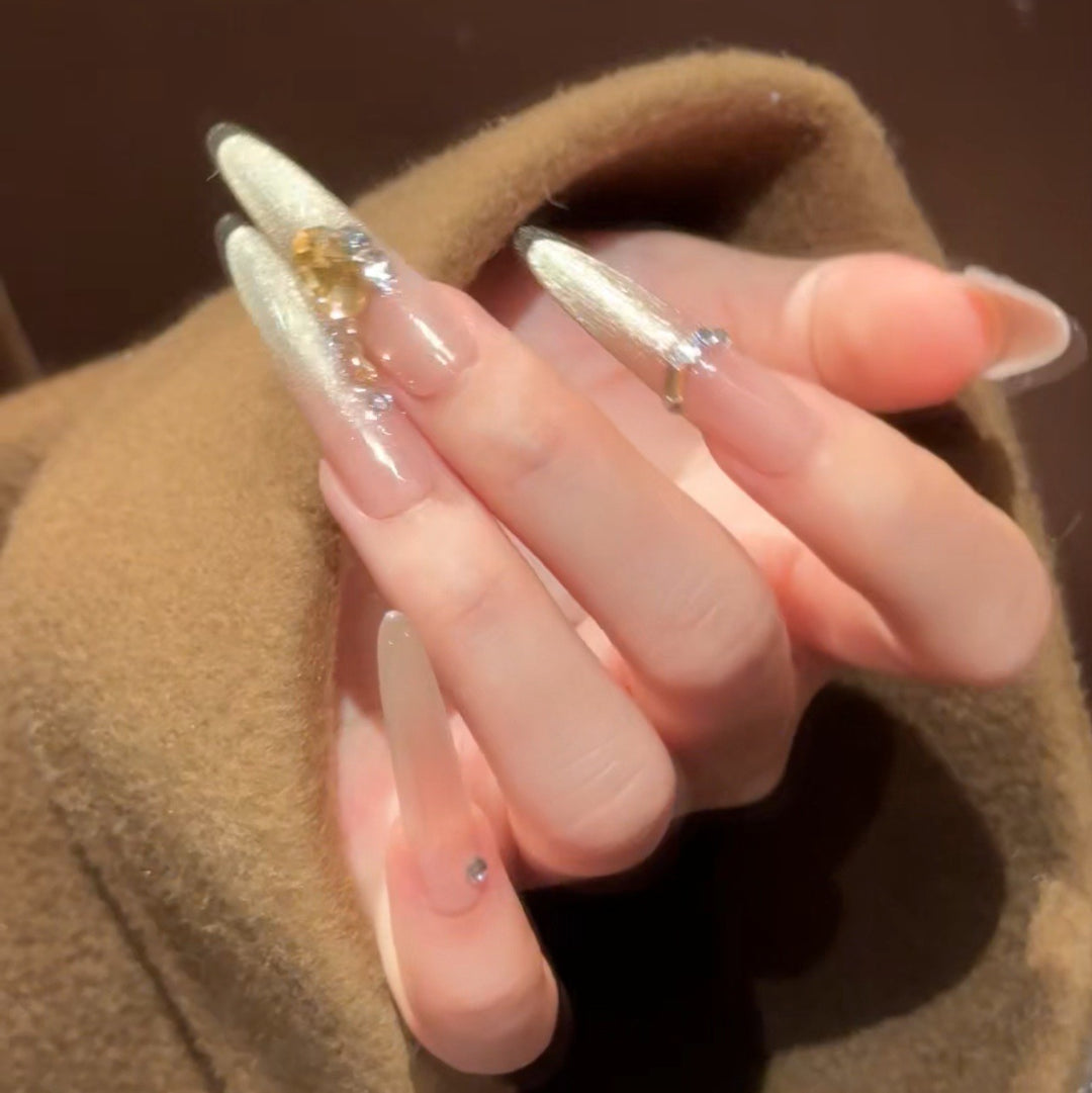 Elegant Floral Design Press-On Nail Extensions Kalsten
