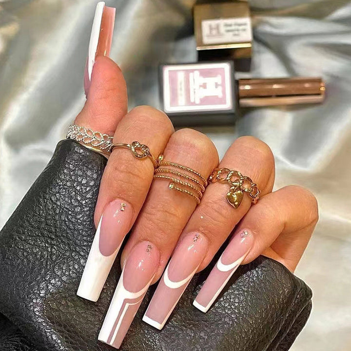 Artificial nails with elegant geometric designs and glossy finish Kalsten